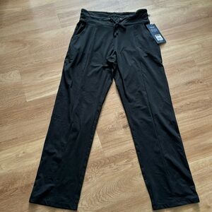 NWT Marika Wms Sm Mona Straight-Leg Sweatpants